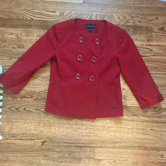 Banana Republic Jackets & Blazers - Banana Republic Double Breast Cropped Blazer